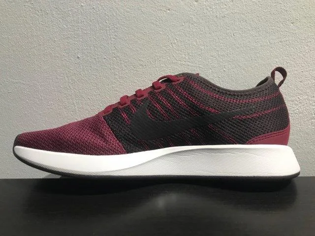 Nike Dualtone Racer, side view