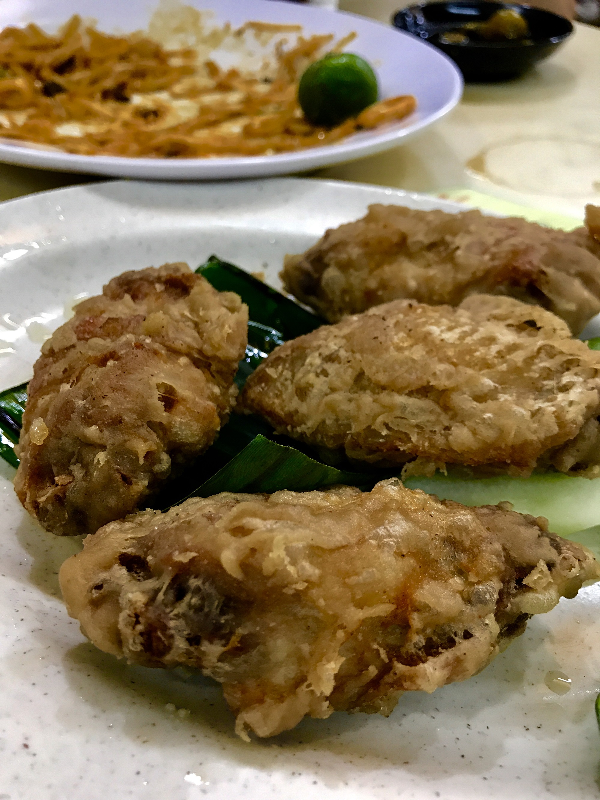 Crispy, not too dry nor too wet, just right juicy. Prawn pasty tasty.