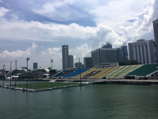 marina bay floating platform view from helix bridge