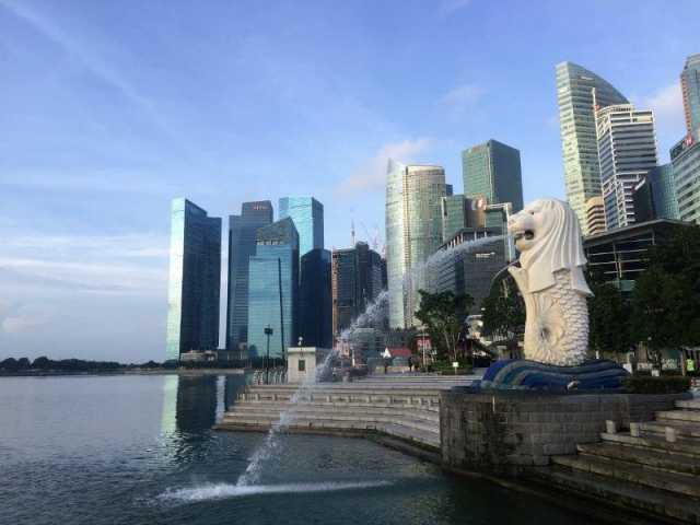 marina bay merlion and marina financial centre